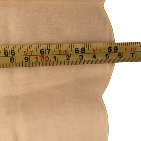 Vintage Yellow Round Embroidered Tablecloth 69" With Scalloped Edge - Picture 3 of 4